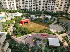 2.5 BHK + Study Room Apartment For Rent in Mahagun Moderne