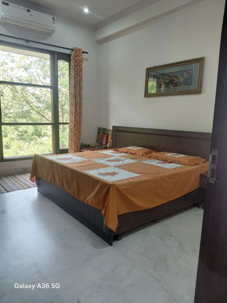 Bedroom, sector 15 4 Bedroom 3000 Sq.Ft. Builder Floor In Sector 15 Gurgaon 10362885