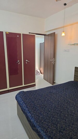 Bedroom in 1.5 BHK Apartment at Zee Manubharati, Andheri West – for Rent