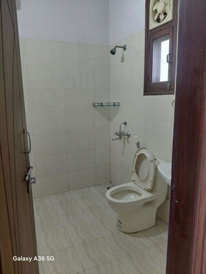 Bathroom in 2 BHK Builder Floor at Sector 40 – for Rent