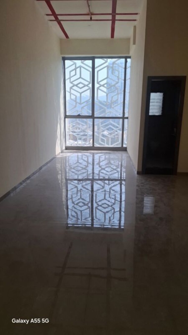 Room, quanta-fortune-emporio Commercial Office Space 334 Sq.Ft. In Mira Road Thane 10362911