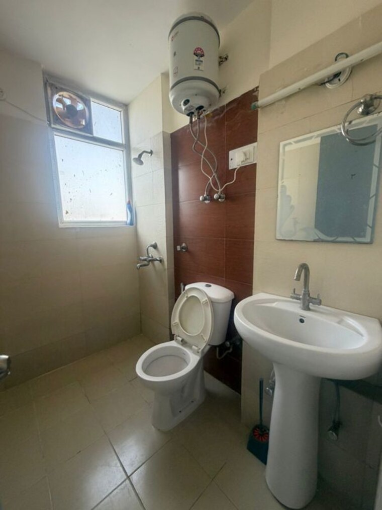 Bathroom, maxworth-premier-urban 1 Bedroom 400 Sq.Ft. Apartment In Sector 15 Gurgaon 10362913