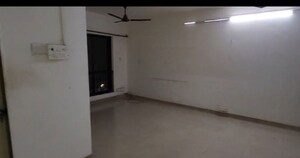 Room in 2 BHK Apartment at Montreal Tower, Andheri West – for Rent