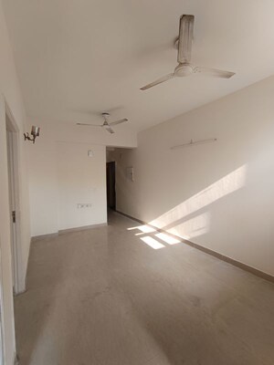 Room in 2 BHK Apartment at Shree Vardhman Mantra, Sector 67 – for Rent