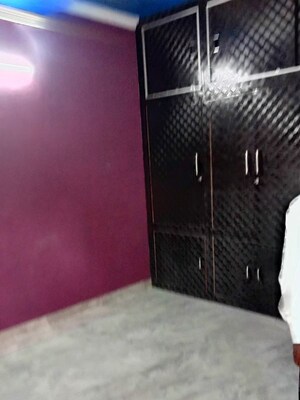 Room in 1 BHK Independent House at Aliganj – for Rent