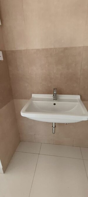 Bathroom in 2.5 BHK Apartment at Nanded Kalashree, State Bank Nagar – for Rent