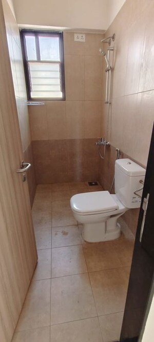 Bathroom in 2.5 BHK Apartment at Nanded Kalashree, State Bank Nagar – for Rent