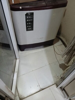 Bathroom in 2 BHK Apartment at Signature Global The Millennia, Sector 37d – for Rent