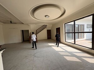  6+ BHK Villa at Omaxe City – for Rent