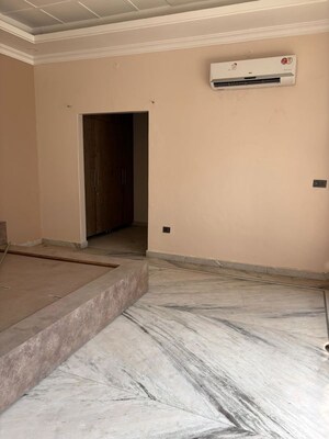  6+ BHK Villa at Omaxe City – for Rent