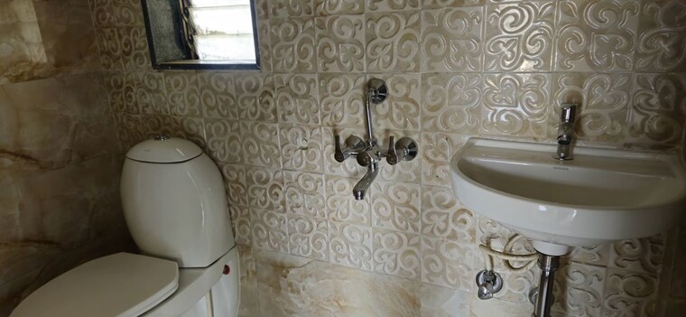 Bathroom, shanti-gardens 1 Bedroom 482 Sq.Ft. Apartment In Mira Road Thane 10363024