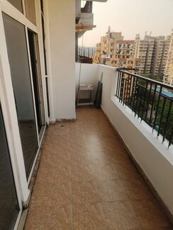 3 BHK + Pooja Room Apartment For Rent in LR Bluemoon Homes