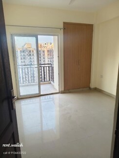1 BHK + Pooja Room Apartment For Rent in Maxblis Grand Kingston