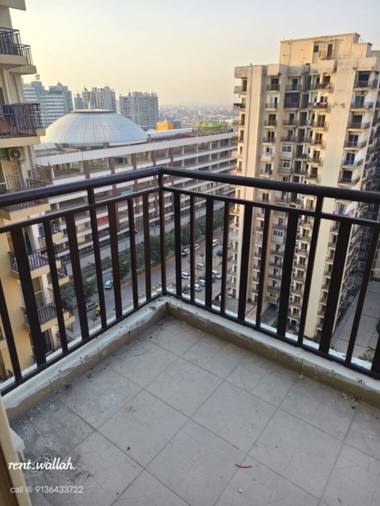 Balcony, maxblis-grand-kingston 1 Bedroom 525 Sq.Ft. Apartment In Sector 75 Noida 10363049