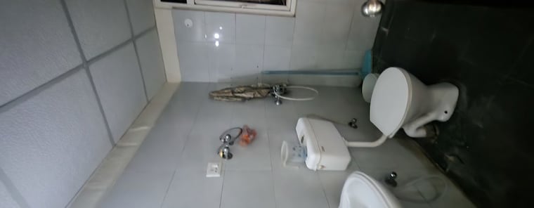 Bathroom, signature-global-the-roselia 2 Bedroom 600 Sq.Ft. Apartment In Sector 95a Gurgaon 10363044