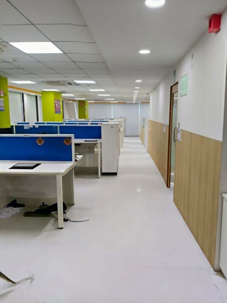 Team Area, diwalipura Commercial Office Space 4000 Sq.Ft. In Diwalipura Vadodara 10363064