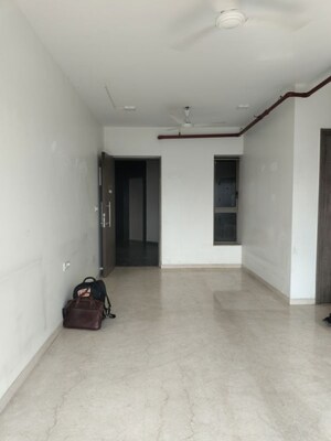 2 BHK Apartment For Rent in Kalpataru Paramount A, Kapur Bawdi