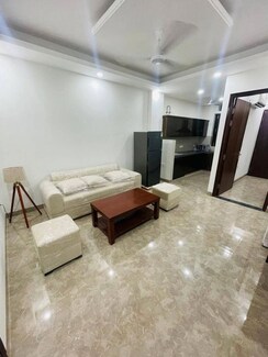 2 BHK + Basement Builder Floor For Rent in Saket