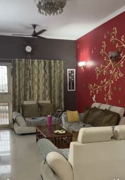 2 BHK Apartment For Rent in Shipra Krishna Vista