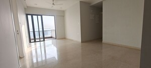 Room in 3 BHK Apartment at Shapoorji Pallonji Vicinia, Powai – for Sale