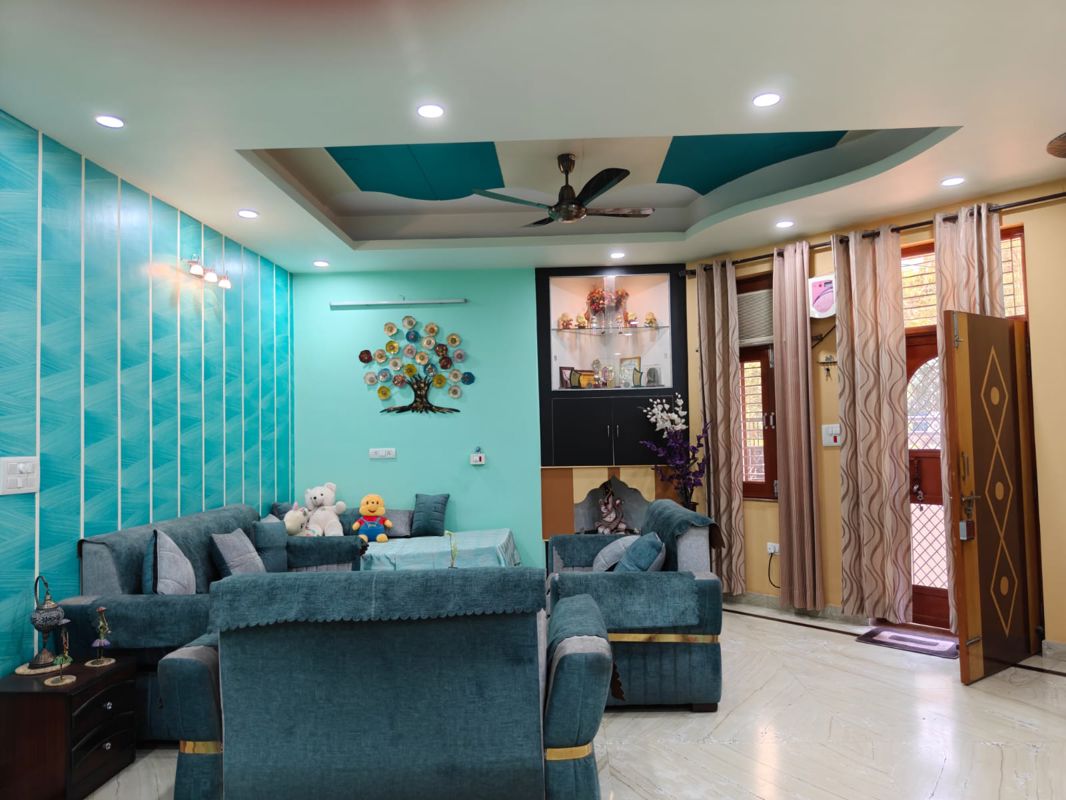 3.5 BHK + Store Room 239 Sq.Yd. Builder Floor in Ansal Avantika