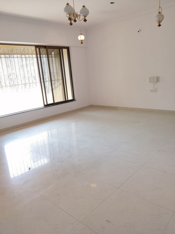 3 BHK + Store Room 1600 Sq.Ft. Apartment in Valencia Apartment