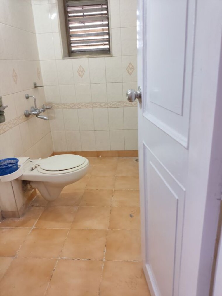 Bathroom, valencia-apartment 3 Bedroom 1600 Sq.Ft. Apartment In Andheri West Mumbai 10363154