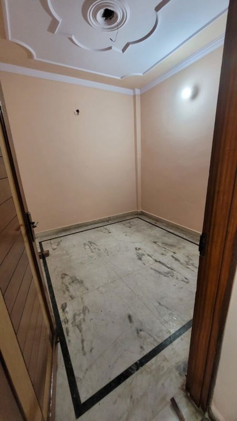 Room, shastri nagar 2 Bedroom 75 Sq.Yd. Builder Floor In Shastri Nagar Delhi 10363167