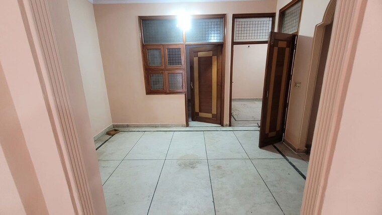 Room, shastri nagar 2 Bedroom 75 Sq.Yd. Builder Floor In Shastri Nagar Delhi 10363167