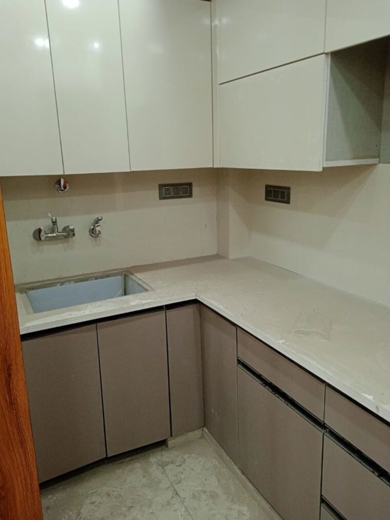 Kitchen, shastri nagar 2 Bedroom 65 Sq.Yd. Builder Floor In Shastri Nagar Delhi 10363185