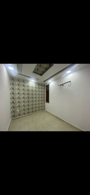 Room in 2 BHK Builder Floor at Govindpuri – for Sale