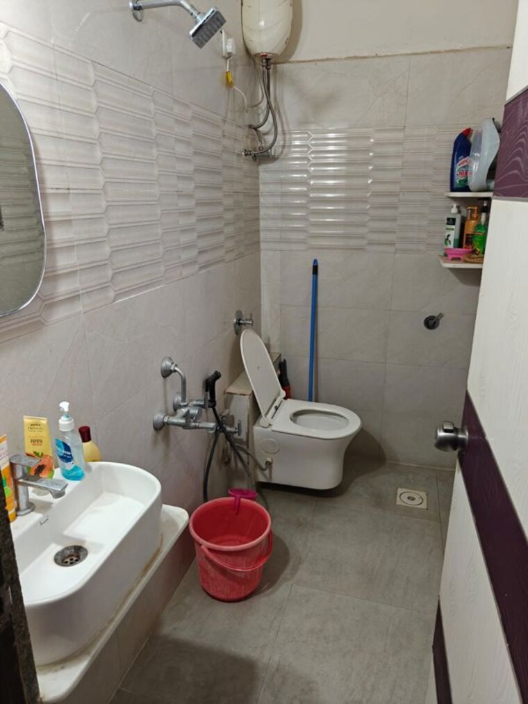 Team Area, chandkheda 2 Bedroom 1500 Sq.Ft. Apartment In Chandkheda Ahmedabad 10363186