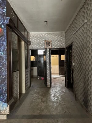 Building Lobby in 4 BHK Builder Floor at Rana Pratap Bagh – for Sale
