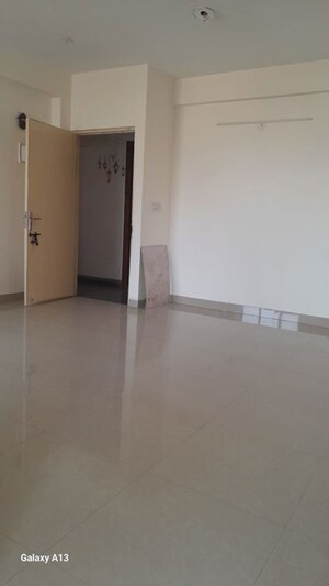 Room in 1 BHK Apartment at Lotus Homz, Sector 111 – for Rent