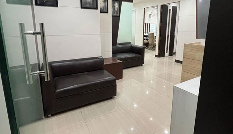 Living Room, lower parel Commercial Office Space 735 Sq.Ft. In Lower Parel Mumbai 10363232