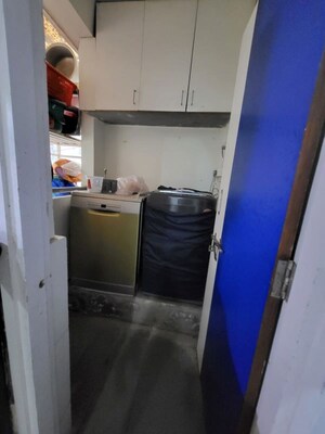 Bathroom in 2 BHK Apartment at Ellisbridge – for Rent