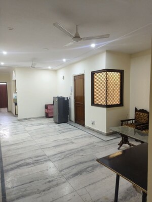Common Area in 3 BHK Builder Floor at Malviya Nagar – for Rent