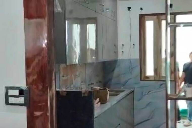 Bathroom, sector 75 3 Bedroom 250 Sq.Yd. Builder Floor In Sector 75 Faridabad 10363277