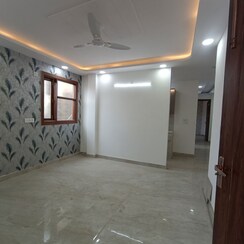 3 BHK + Extra Room Builder Floor For Rent in Govindpuri