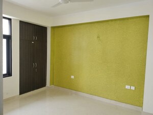 Room in 3 BHK Apartment at Techman Moti Residency, Raj Nagar Extension – for Rent