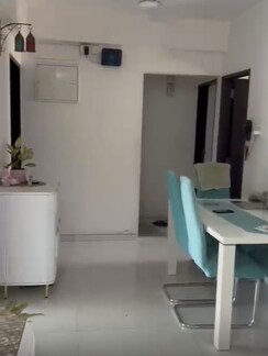2.5 BHK + Store Room Apartment For Sale in Kesar Exotica