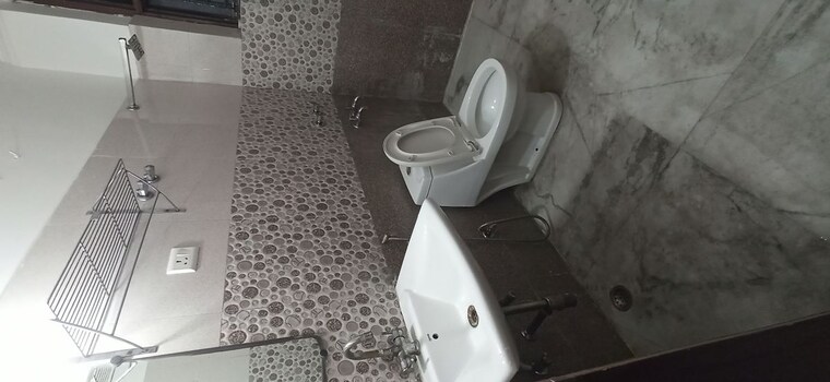 Bathroom, rwa-apartments-sector-122 2 Bedroom 2000 Sq.Ft. Independent House In Sector 122 Noida 10363307