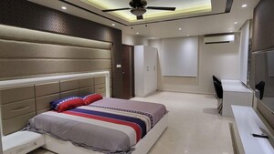 Bedroom in 5 BHK Villa at Madhapur – for Rent