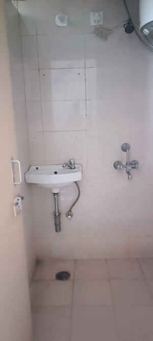 Bathroom in 1 BHK Apartment at Lotus Homz, Sector 111 – for Rent
