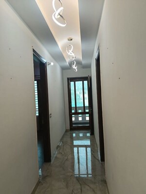 Building Lobby in 3 BHK Builder Floor at Sector 85 – for Rent