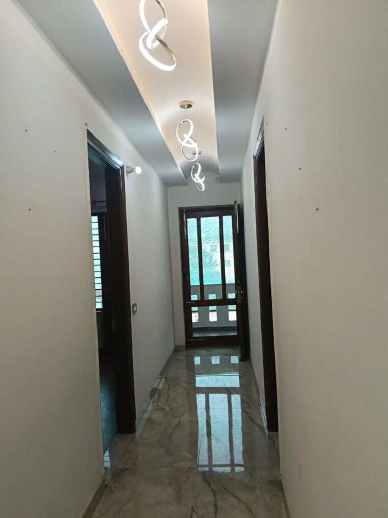 undefined, sector 85 3 Bedroom 250 Sq.Yd. Builder Floor In Sector 85 Faridabad 10363374