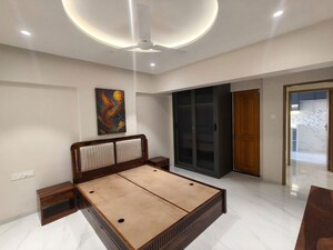 Bedroom in 3 BHK Apartment at Hill Road CHS, Bandra West – for Rent