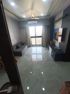 1 BHK Apartment For Rent in Ajmera Boulevard
