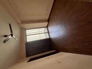 Master Bedroom in 2.5 BHK Apartment at Amrapali Ivory Heights, Amrapali Dream Valley – for Rent