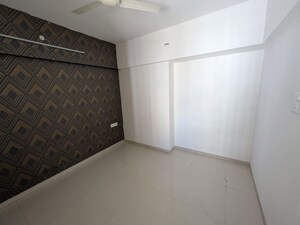 Room in 2 BHK Apartment at 38 Park Majestique, Undri – for Rent